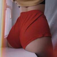 Mersinde bir salonda çalışan escort