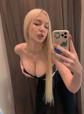 Beren Eve Otele Gelen Bayan. Yerim yok