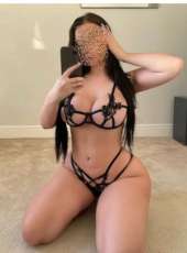 Evi Olan Esmer Güzellik Miran