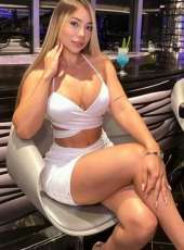 Seksapel VİP escort Canan
