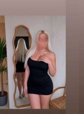 Yeşil gözlü bayan İnci