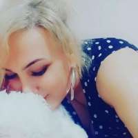 Ekstra cimcif yapan Karmen