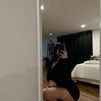 Esmer Mersin bayan Amira