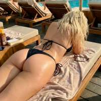 Fit dolgun bayan Busem. 2 bayan