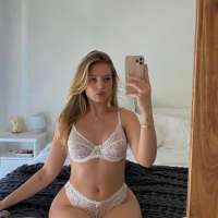 Mavi Gözlü Çıtır Polina