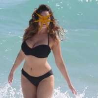 Mezıtlı unverste caddesi bayan EVA. sadece WhatsApp