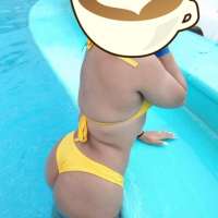 Seksi kalçalı otele gelen genç bayan Figen