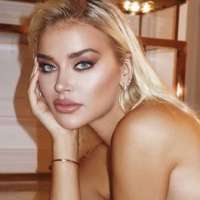 Üniverste caddesi Yabancı Tanya