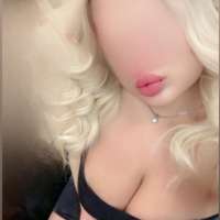 Yeşil gözlü bayan İnci