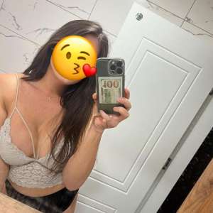 Balıketli minyon escort Mine 