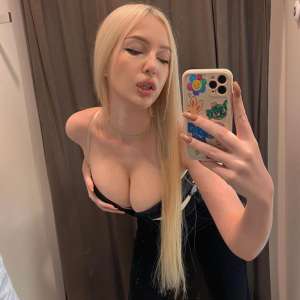 Beren Eve Otele Gelen Bayan. Yerim yok