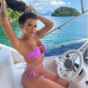 Mersin escort Damla Azeri güzeli