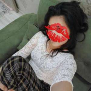 Mersin escort Evrim Her yere Gelir