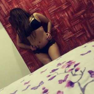 Mersin Eskort Damla Eve Otele Aparta gelir