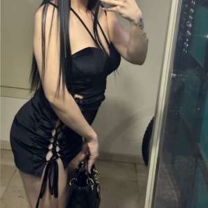 Mersin eskort Full Önsevişmeli Ella