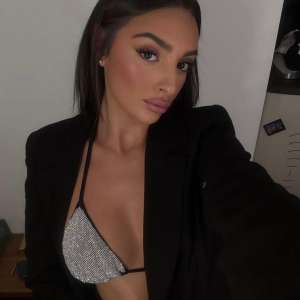 Mersin Mezitli evet otele gelen esc Azra. sadece wp