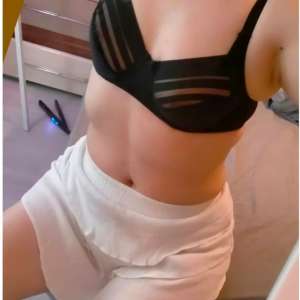 Mersin seksi escort Deniz