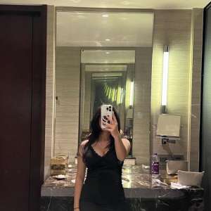 Mersin Siyah Saçlı Fit Escort Eylül