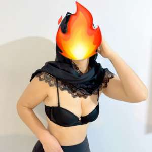 Mersin üniversite caddesi bayan Şeniz