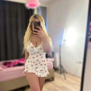 Mezıtlı unverste caddesi bayan EVA. Sadece WhatsApp