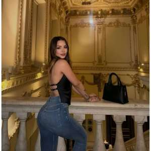 Rus seksi escort ARMİRA