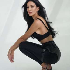 SADECE WHATSAPP Genç Esmer Ayla Kum Saati Vücut