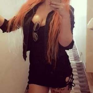 Seksi Kendi yeri olan escort Azra