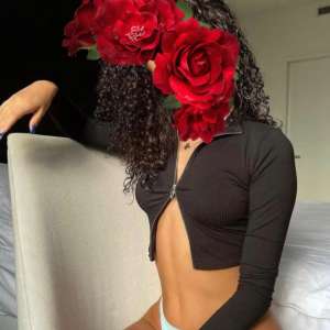 Sevgili Tadında Mersin escort Mina