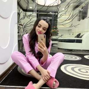 Ücreti elden alan mersin escort Lila