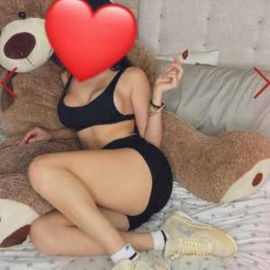 Mersin Çarşı bölgesinde escort Yağmur KENDİ YERİ. 